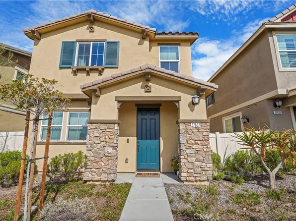 27627 Sawtooth Ln, Santa Clarita, CA 91387