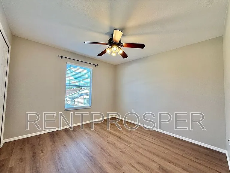 2205 Wyndam Way — Photo 16