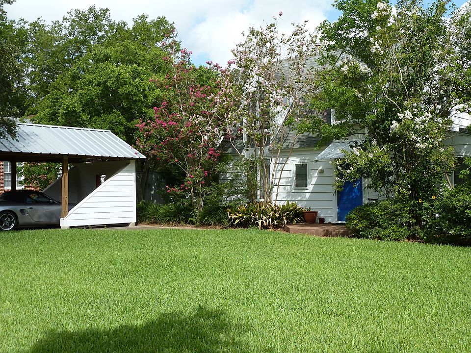 1st image of 709 Park Pl