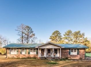 67 North Dr, Armuchee, GA 30105