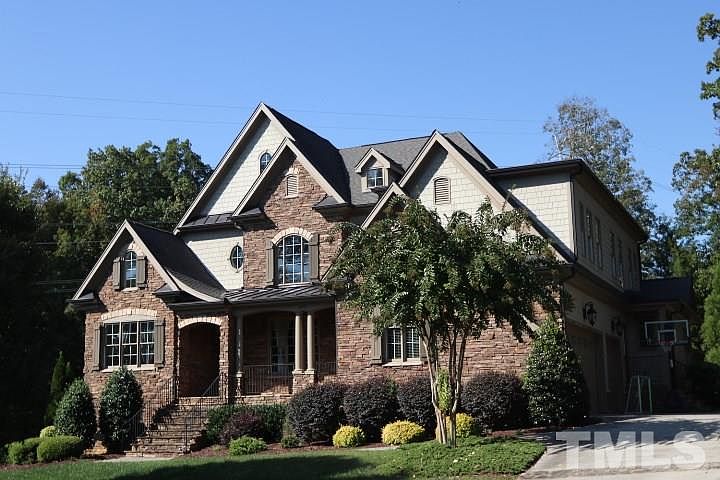 1st image of 202 Alta Ct