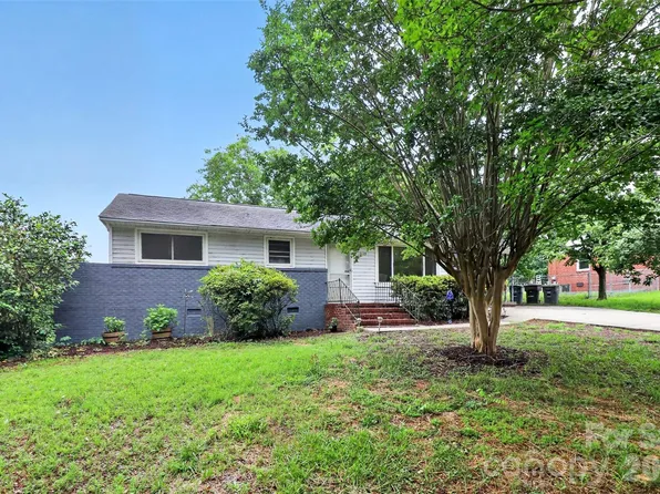 2122 Englewood St, Kannapolis, NC 28083