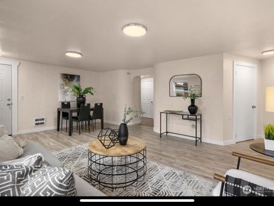 (Undisclosed Address), Renton, WA, 98058
