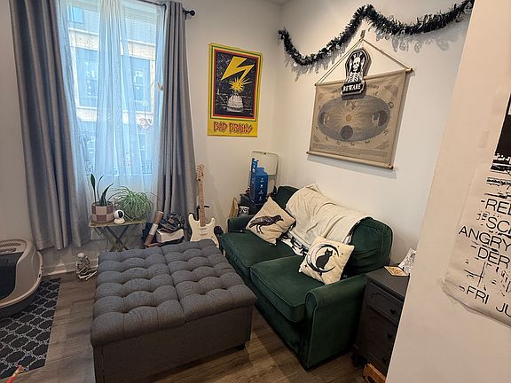 5th image of 1444 Frankford Ave #3