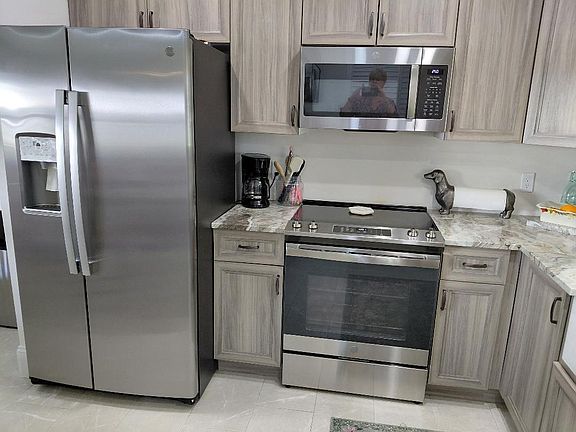 5th image of 2634 SE 30TH Street