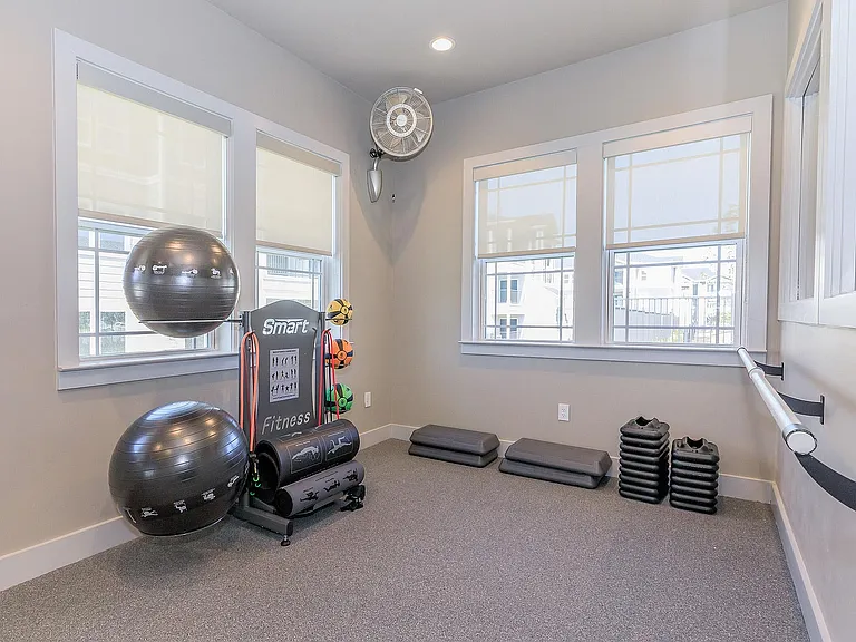 Vantage at McKinney Falls Fitness Center