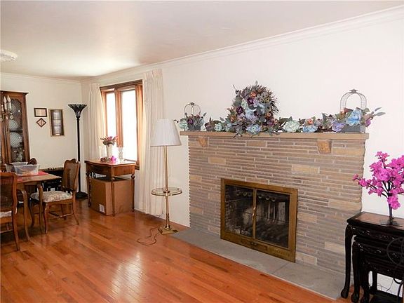 5th image of 5012 Belmont Ave