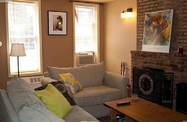 2nd image of 128 Pioneer St APT 2