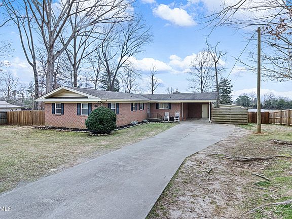 2nd image of 241 Tonawanda Cir