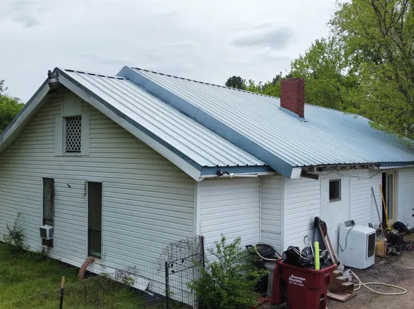 741 Main St, Gladewater, TX 75647