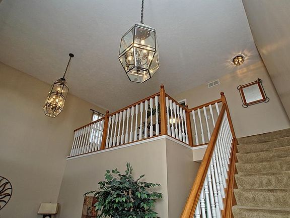 4th image of 3092 Killingworth Ln