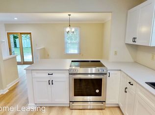 7300 Windyrush Rd, Charlotte, NC 28226