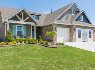 1402 E New Orleans Pl, Broken Arrow, OK 74011