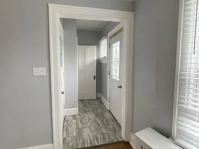2286 Calvert St — Photo 10