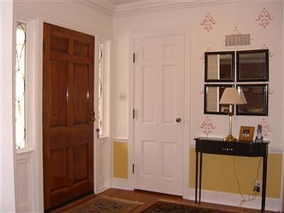 3rd image of 204 Lookout Dr