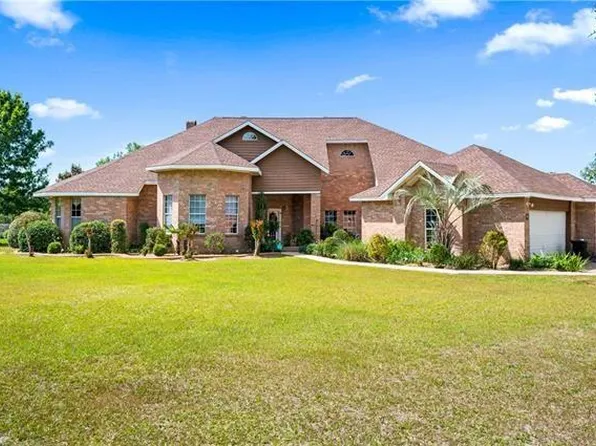 49 Ashton Rd, Boyce, LA 71409