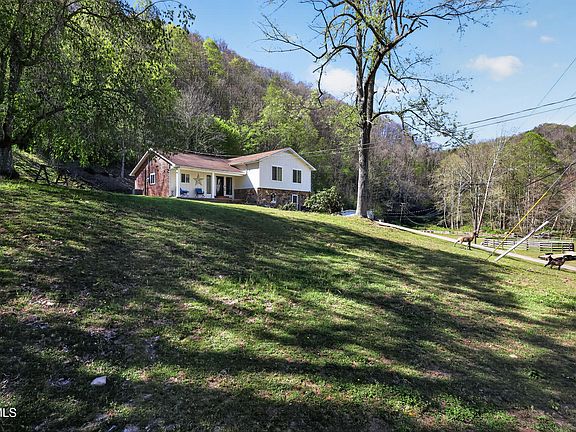 5th image of 11343 Robinson Hollow Rd