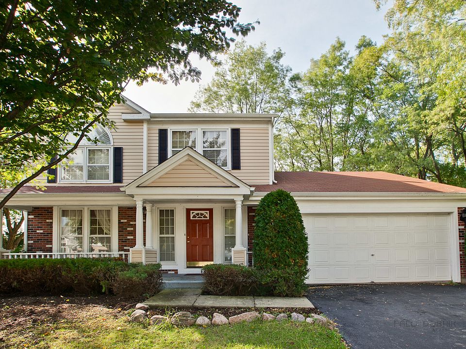 1st image of 8 N Royal Oak Dr