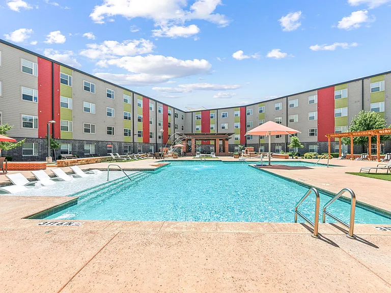 Terra Apartments Pool