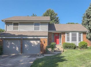 7904 Gillette St, Lenexa, KS 66215