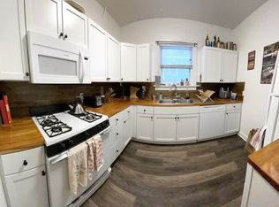 132 Lathrop St #4017198, Madison, WI 53726