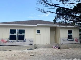 921 Live Oak Dr, Spring Branch, TX 78070