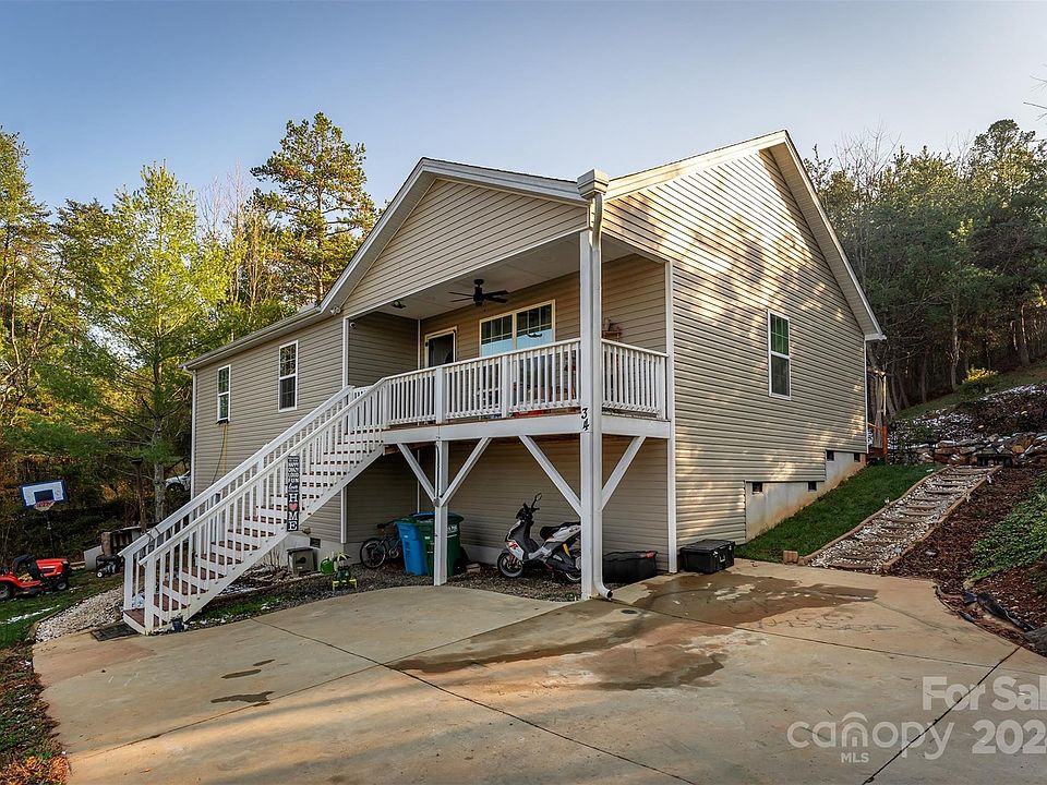 A*様 house on the hill Checker 90 34 Jady Hill Ave, Exeter, NH 03833 | Zillow