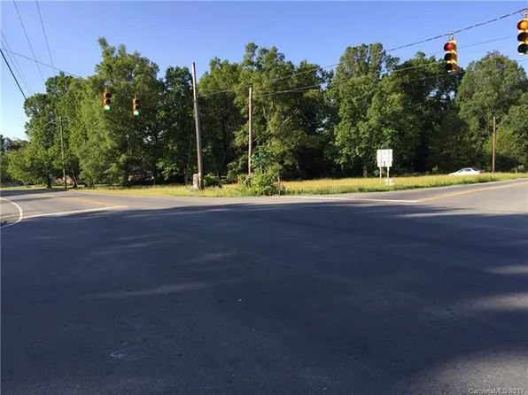 1549 Shallowford Church Rd, Elon, NC 27244