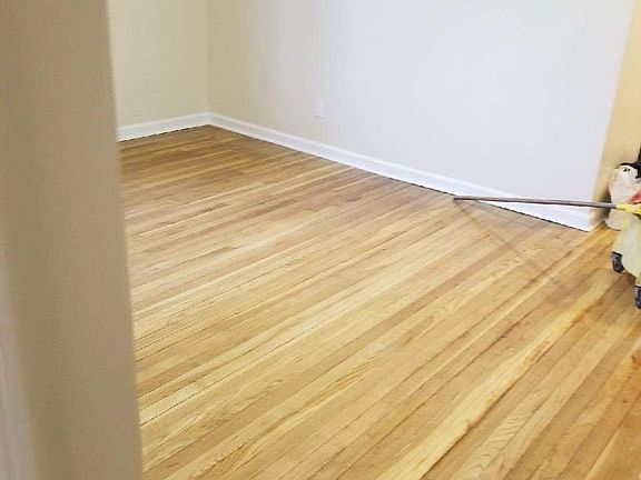 5th image of 18830 87th Dr APT 4P