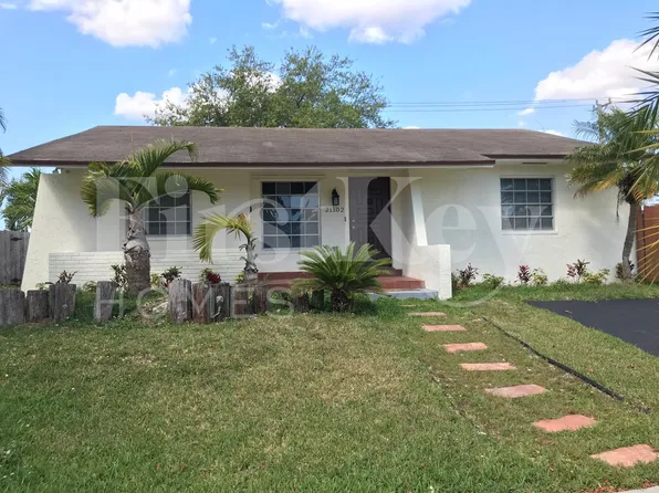 21102 SW 97th Pl, Cutler Bay, FL 33189
