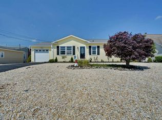 1112 Uranus Ct, Forked River, NJ 08731
