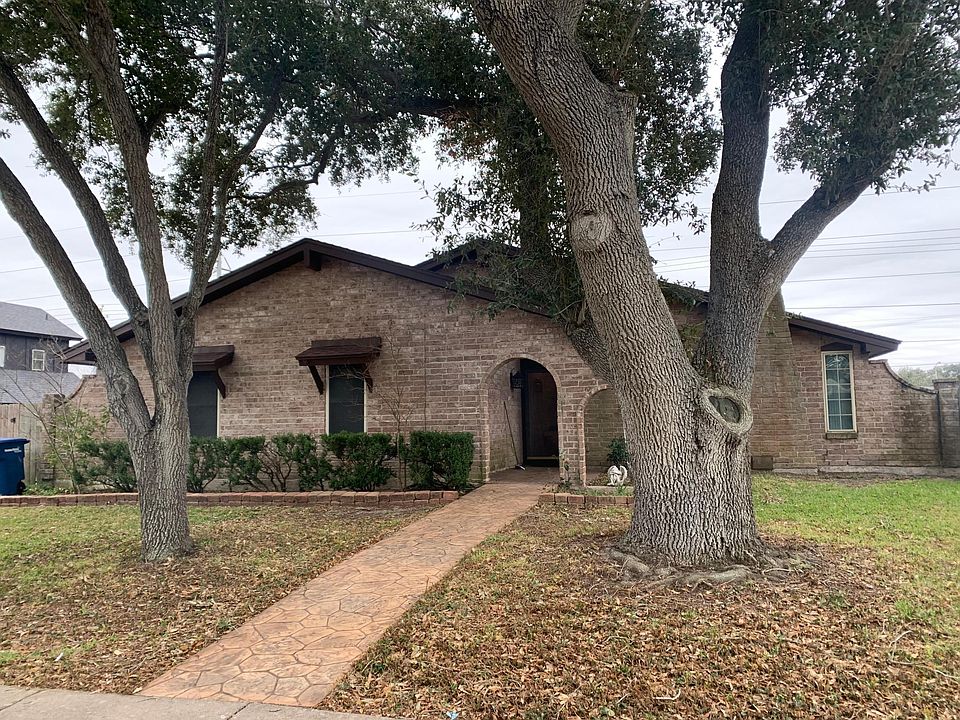 1st image of 5029 Crestwick Dr