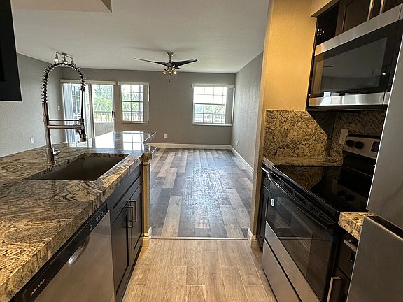 3rd image of 2871 N Oakland Forest Dr APT 204
