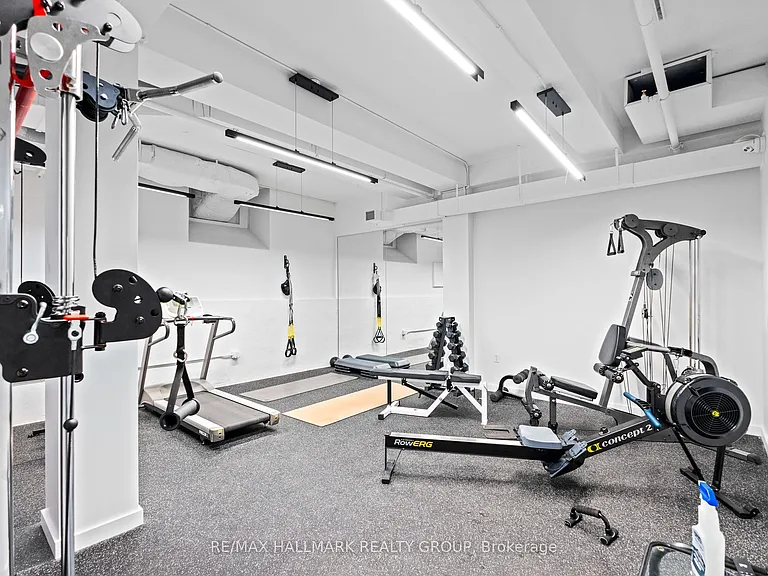 135 Barrette St #207 — Photo 37