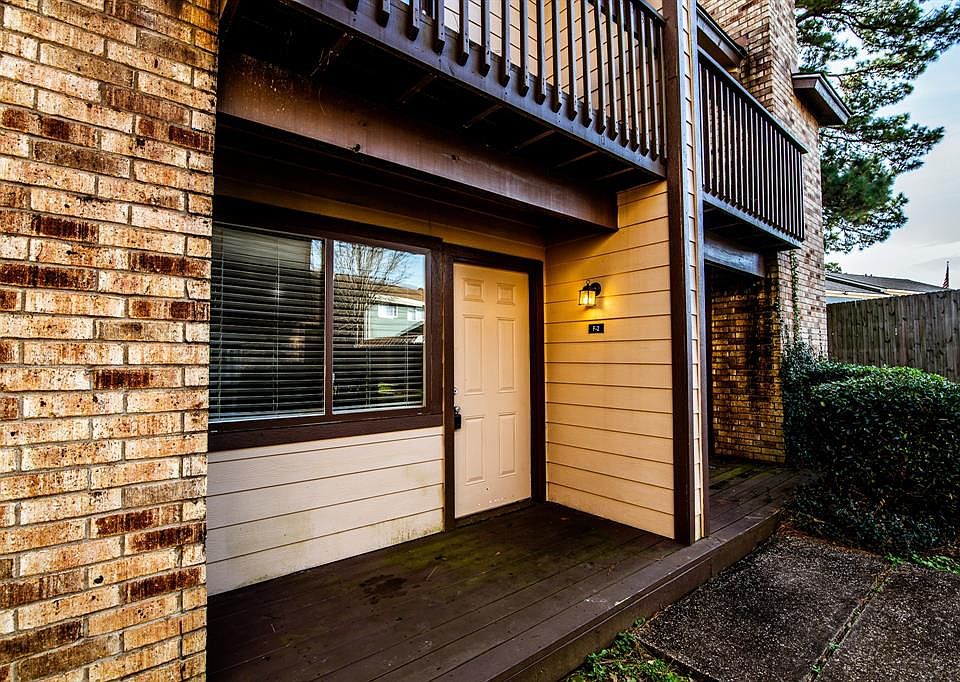 1st image of 2521 Crosstimbers St APT F2