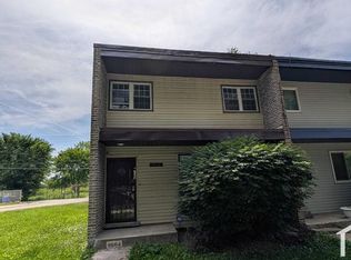 9664 S Van Vlissingen Rd, Chicago, IL 60617