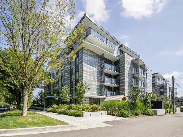 488 W 58th Ave #205, Vancouver, BC V5X 1V5