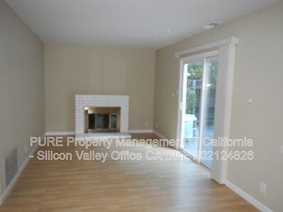 5th image of 219 Arroyo Grande Way
