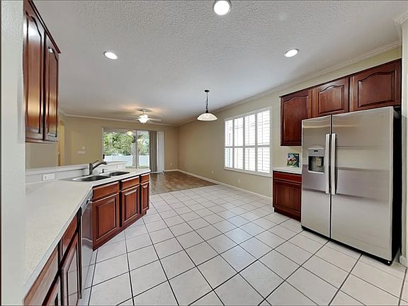 5th image of 381 Misty Oaks Run