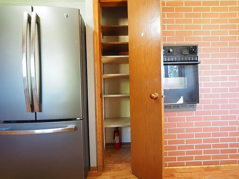 1924 Walden Pl NE — Photo 6