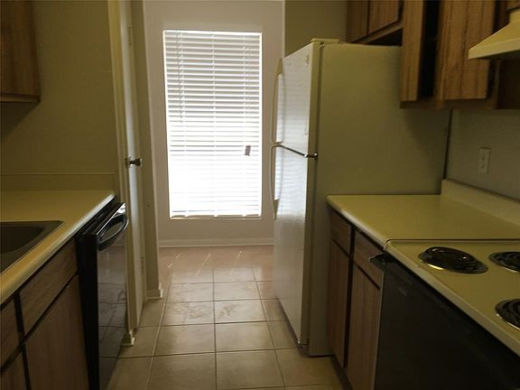 4th image of 1500 Bay Area Blvd #282