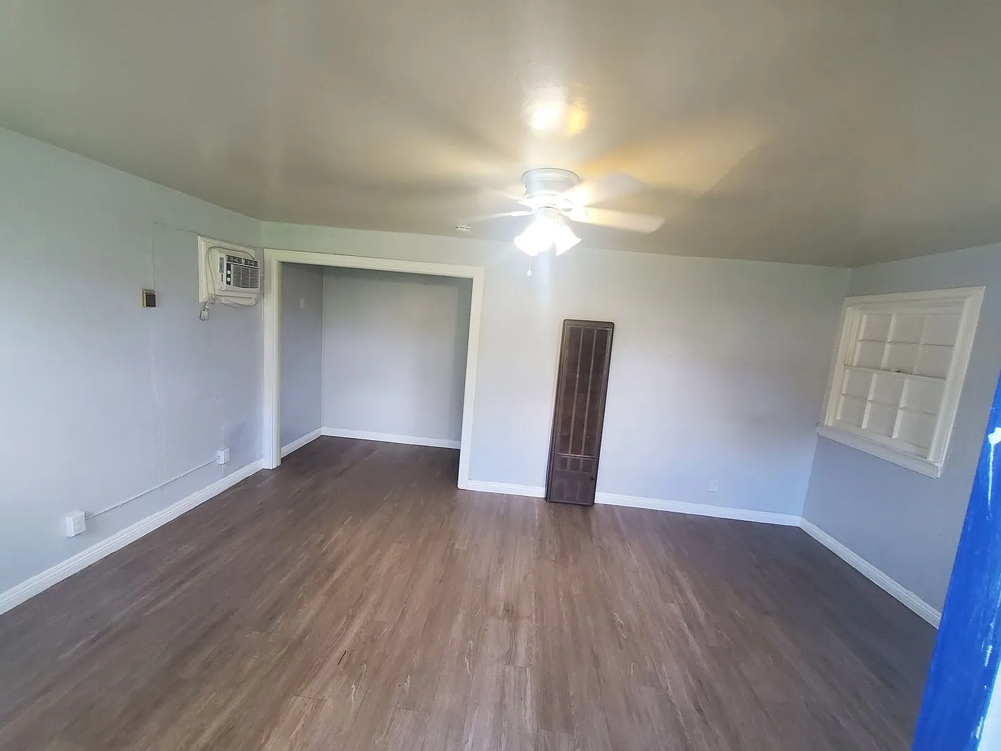 2424 18th Ave photo 1