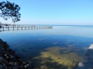 6040 E Bay Blvd, Gulf Breeze, FL 32563