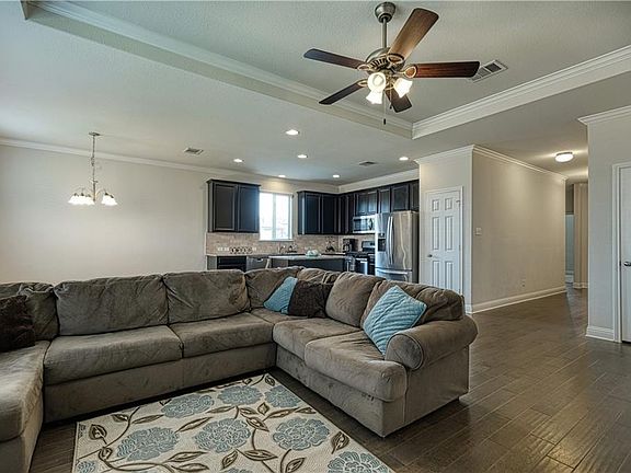 3rd image of 19713 Dunstan Beacon Ln