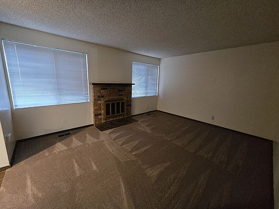 2nd image of 1801-7 Evergreen Park Ct SW #1801-7
