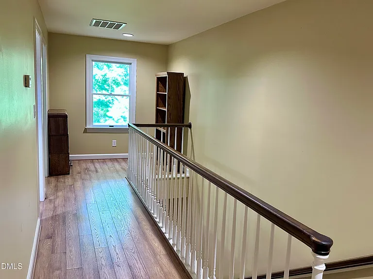628 Spindlewood — Photo 13