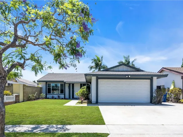11610 Gonsalves St, Cerritos, CA 90703