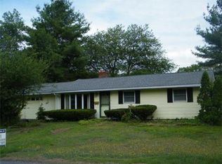 6 David Rd, Framingham, MA 01701