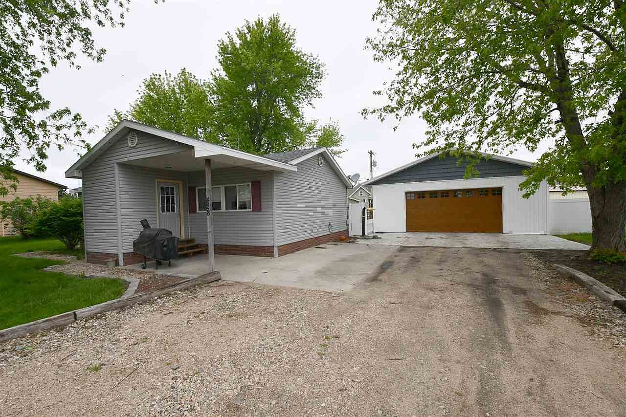 428 Oak St, Riverdale, NE 68870 Zillow