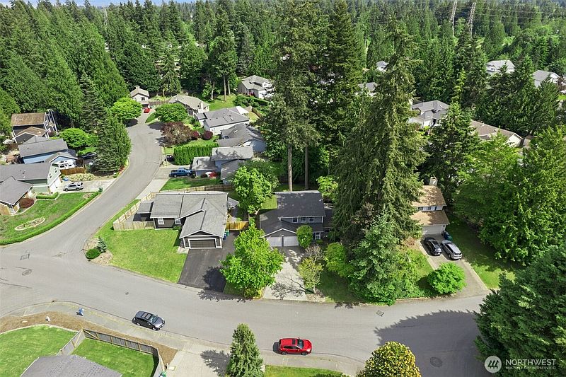4th image of 13611 49th Avenue SE